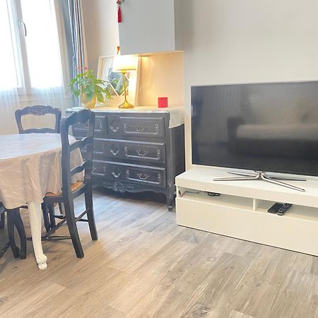 Chic Appartement 2 Bedrooms Phantheon Notre Dame Paris Ngoại thất bức ảnh